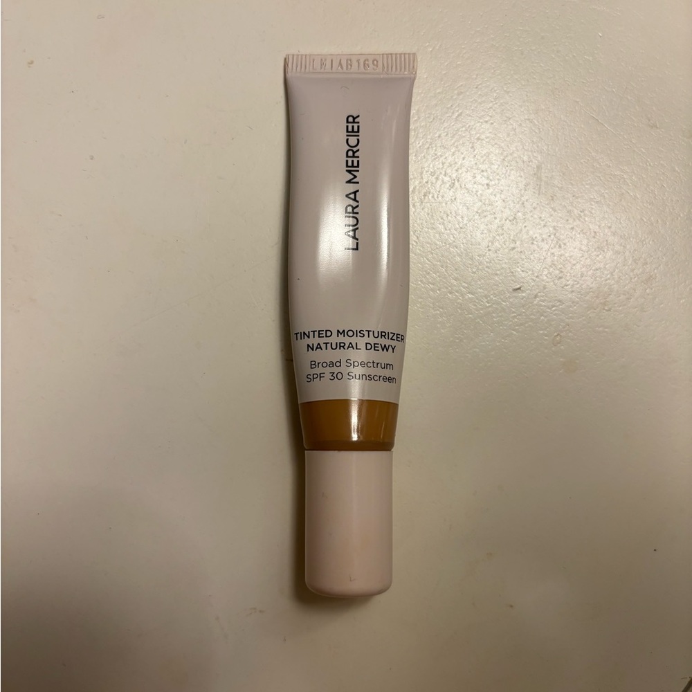 laura mercier dewy spf 30 Tinted Moisturizer - 3N sand .25 oz
